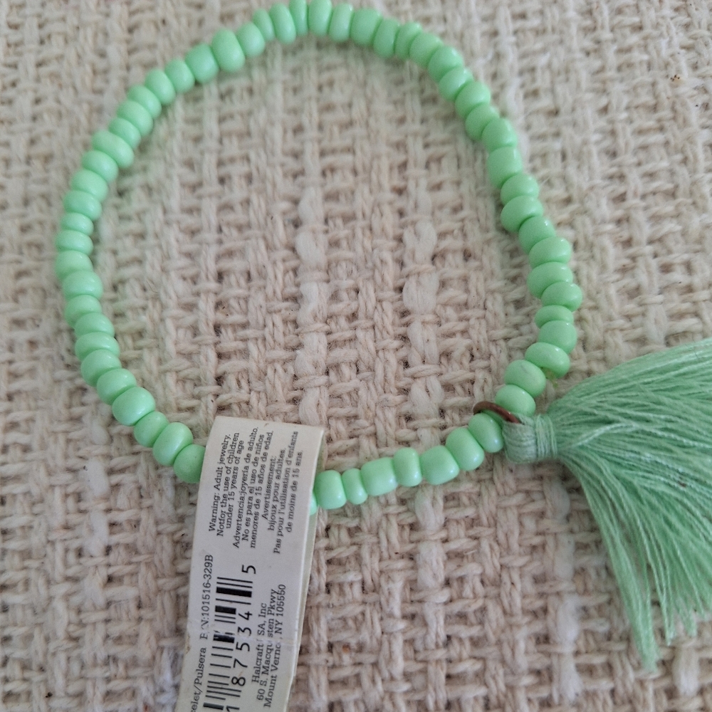 Shell Stretch Bracelet Mint Green with Tassel